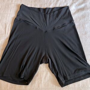 Offline by Aerie 7” Real Me High Rise Bike Shorts